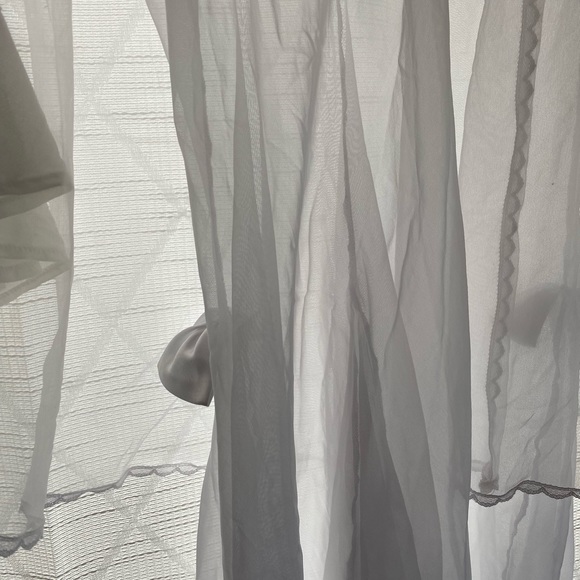 Vintage Style Frederick’s of Hollywood Lingerie Set - Picture 4 of 5